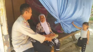 Tak Hanya Amankan Desa, Polisi Sekotong Juga Bantu Warga Lewat Nutrisi Mantap