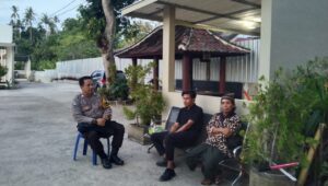Bhabinkamtibmas Batulayar Barat Gaungkan Ketahanan Pangan di Dusun Batubolong